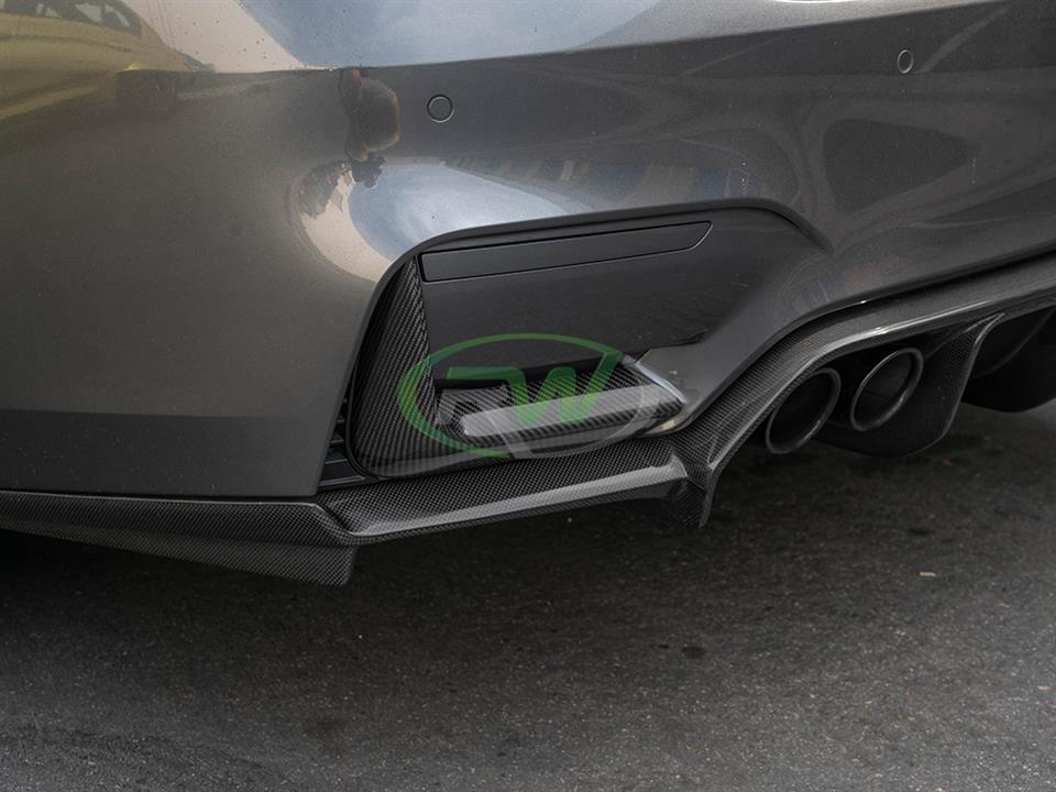 Brand: 2020-2024 BMW 3 Series F8X M3/M4 CF Rear Bumper Splitters