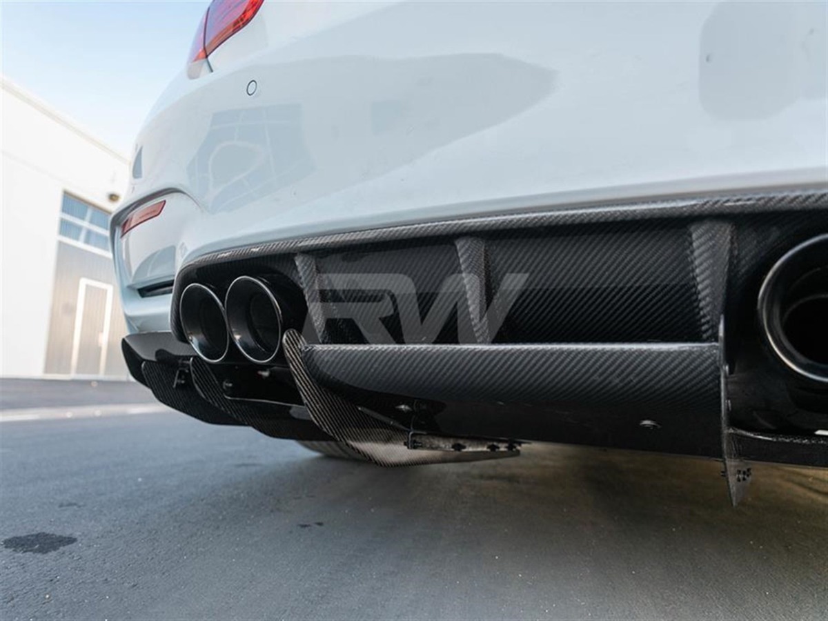Brand: 2020-2024 BMW 3 Series F8X M3/M4 Varis Style CF Diffuser+Undertray