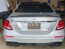 Brand: 2020-2024 Mercedes-Benz Mercedes W213 GTX Carbon Fiber Trunk Spoiler