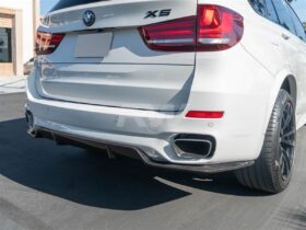 Brand: 2020-2025 BMW F15 X5 M Sport 3D Style Carbon Fiber Diffuser