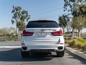 Brand: 2020-2025 BMW F15 X5 M Sport 3D Style Carbon Fiber Diffuser