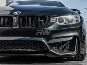 Brand: BMW 3 Series M3/M4 Dry Carbon Fiber Perf Style Splitters