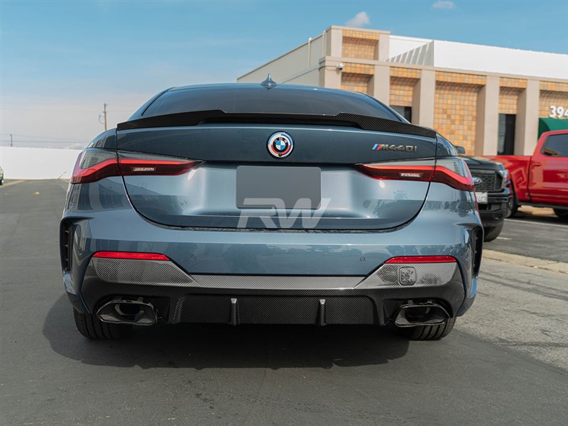 Brand: BMW 4 Series G22/G23 4 Series Carbon Fiber Diffuser