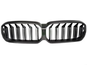 Brand: BMW 5 Series F90 M5 G30 LCI CF Replacement Grille
