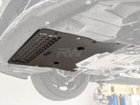 Brand: BMW 5 Series F90 M5 Oil Cooler Guard