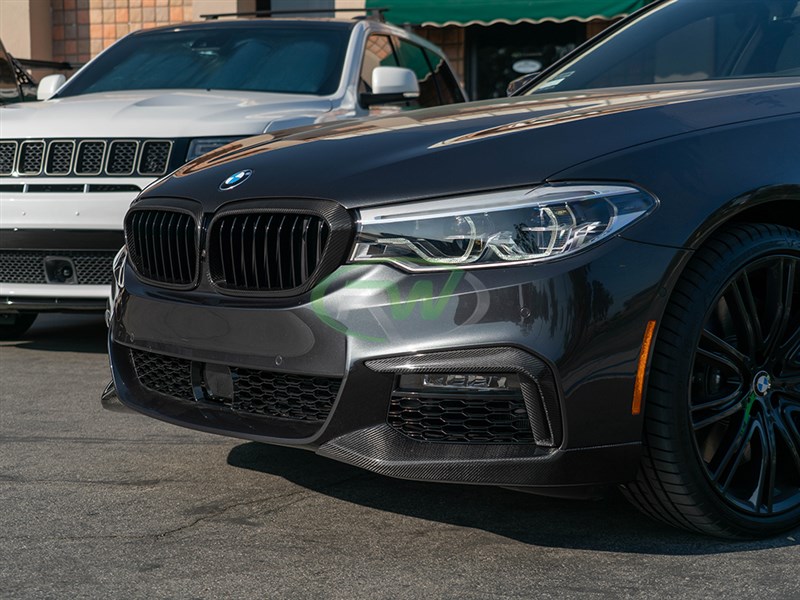 Brand: BMW 5 Series G30 Performance Carbon Fiber Style Splitters