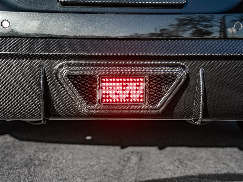 Brand: BMW 8 Series G14 G15 8 Series Carbon Fiber LED Diffuser