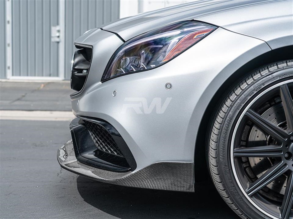 Brand: Mercedes-Benz Mercedes W218 Cls63 BRS Style Carbon Fiber Front Lip
