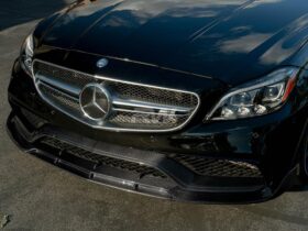 Brand: Mercedes-Benz Mercedes W218 Cls63 Carbon Fiber Front Trim