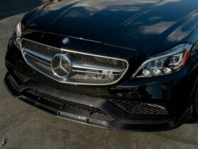 Brand: Mercedes-Benz Mercedes W218 Cls63 Carbon Fiber Front Trim