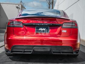 Brand: Tesla Model S / Plaid Carbon Fiber Rear Diffuser