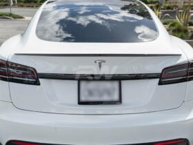 Brand: Tesla Model S / S Plaid Carbon Fiber Trunk Spoiler