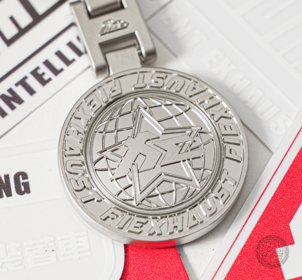 FILIFESTYLE USD Fi Metal Silver Globe Key Chain