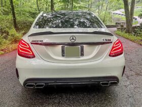 RW Carbon W205 XR Carbon Fiber Trunk Spoiler