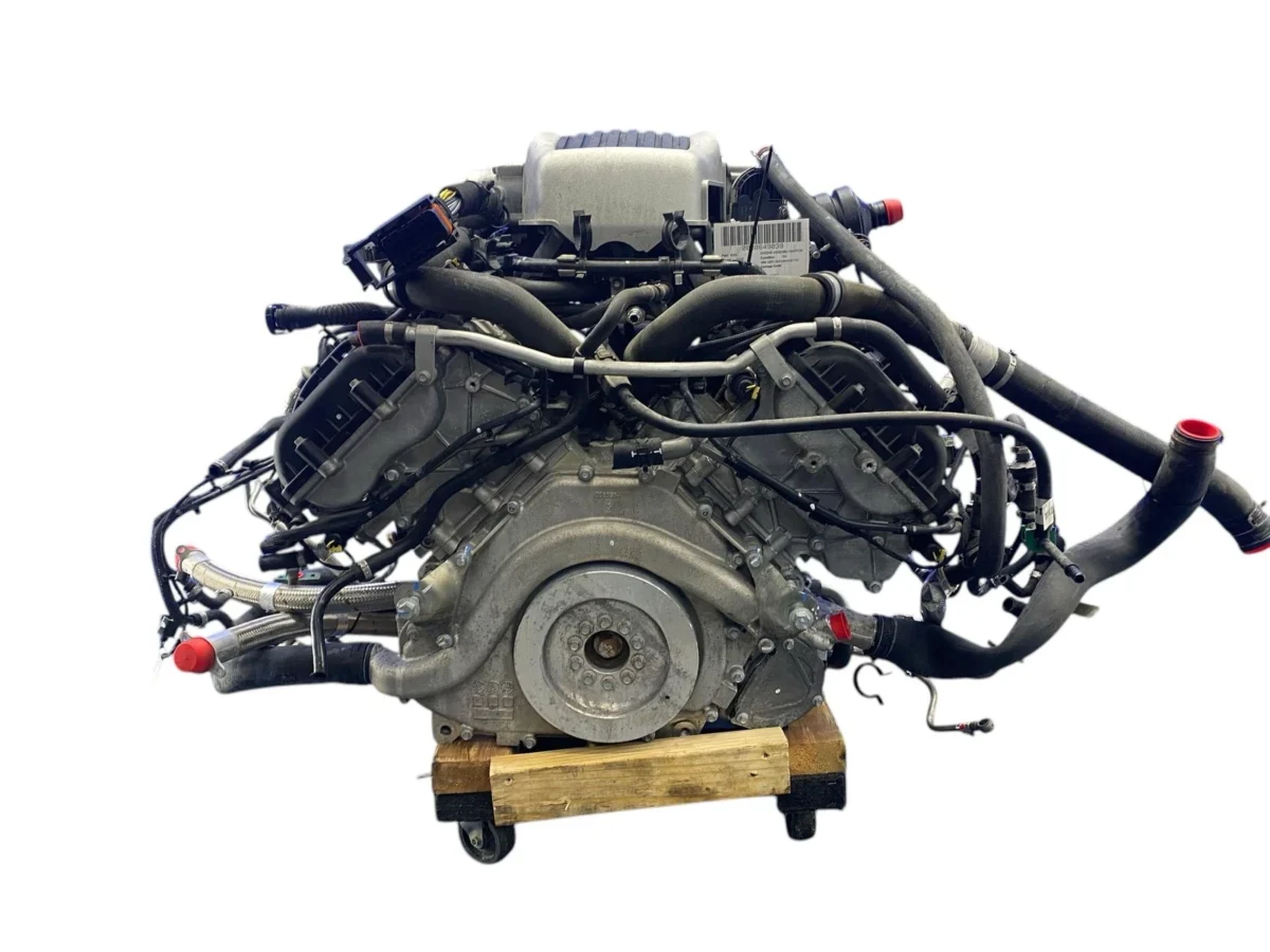 McLaren 570S M838T Engine Detail 19