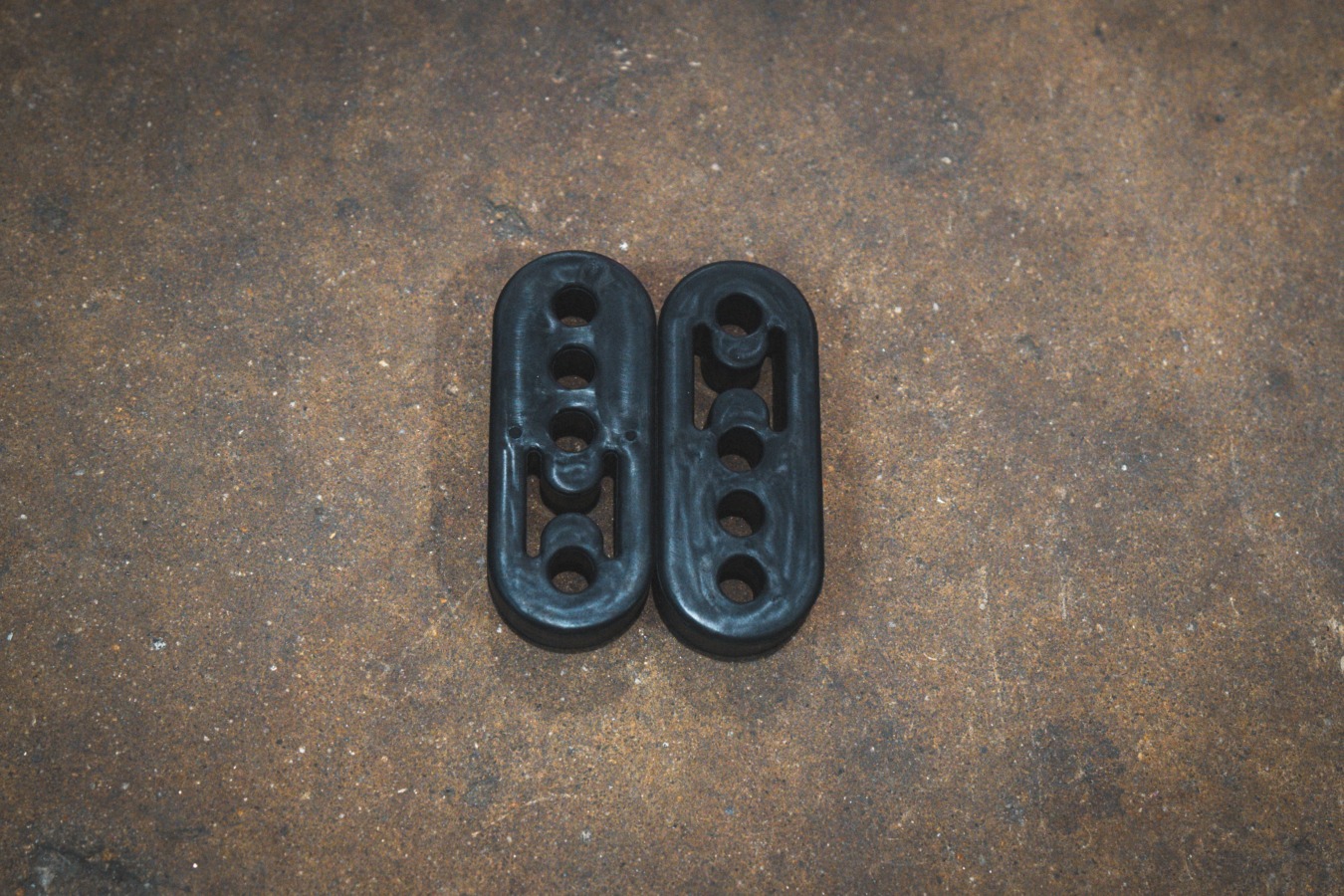 Valvetronic Designs Replacement Adjustable Rubber Hangers (Pack of 2)