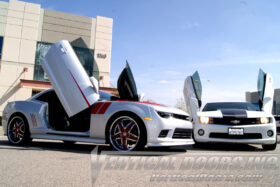 EOS 2010-15 Chevrolet Camaro Vertical Lambo Door - image 3