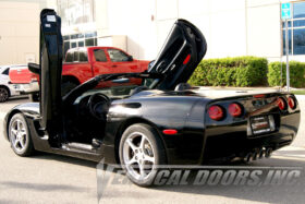 EOS 1997-04 Chevrolet Corvette C5 Vertical Lambo Door - image 7