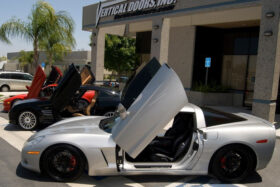 EOS 2006-13 Chevrolet Corvette C6 Vertical Lambo Door - image 6