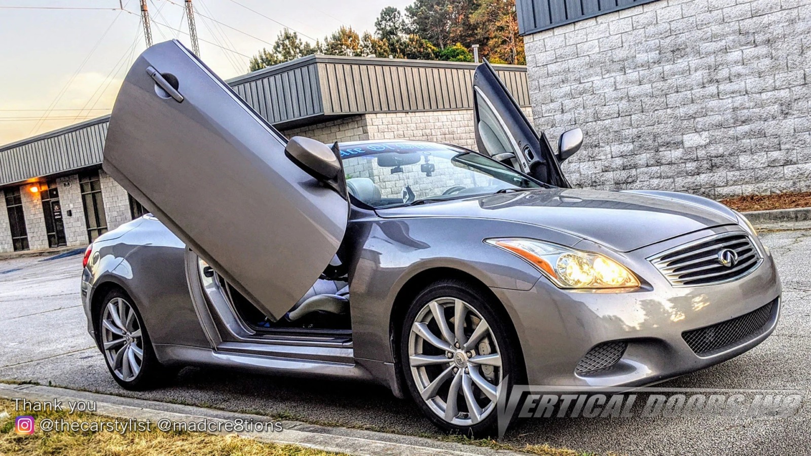 EOS Infiniti G37 Coupe 2008-2014 Vertical Doors Kit - Image 1
