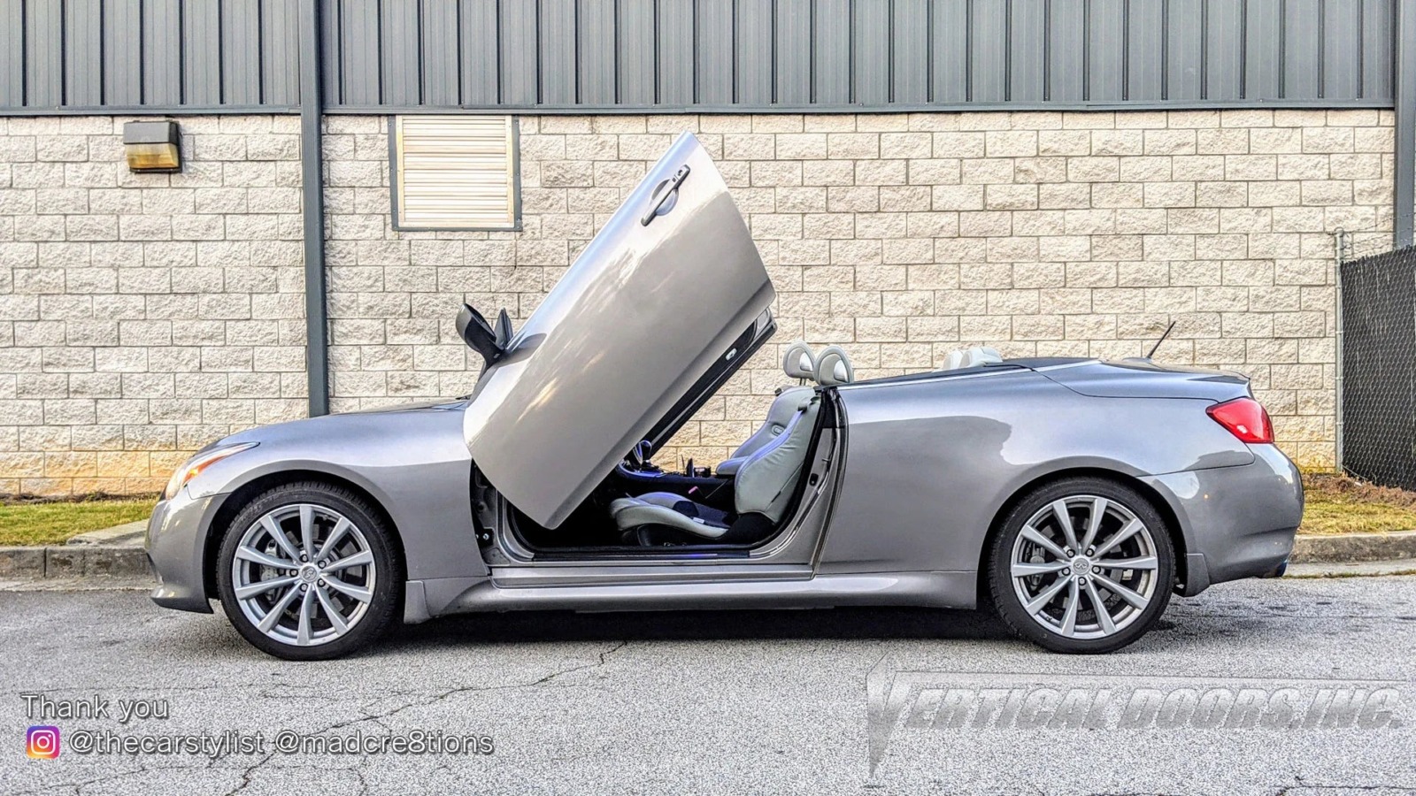 EOS Infiniti G37 Coupe 2008-2014 Vertical Doors Kit - Image 2
