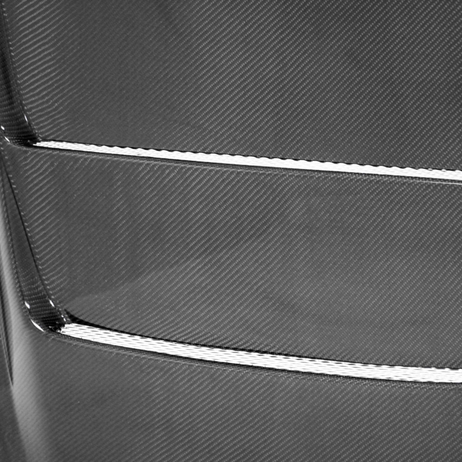 Seibon DVII-Style Carbon Fiber Hood for 1990-1994 Nissan Skyline R32