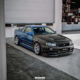 Seibon DS-Style Carbon Fiber Hood for 1999-2001 Nissan Skyline R34 GT-R