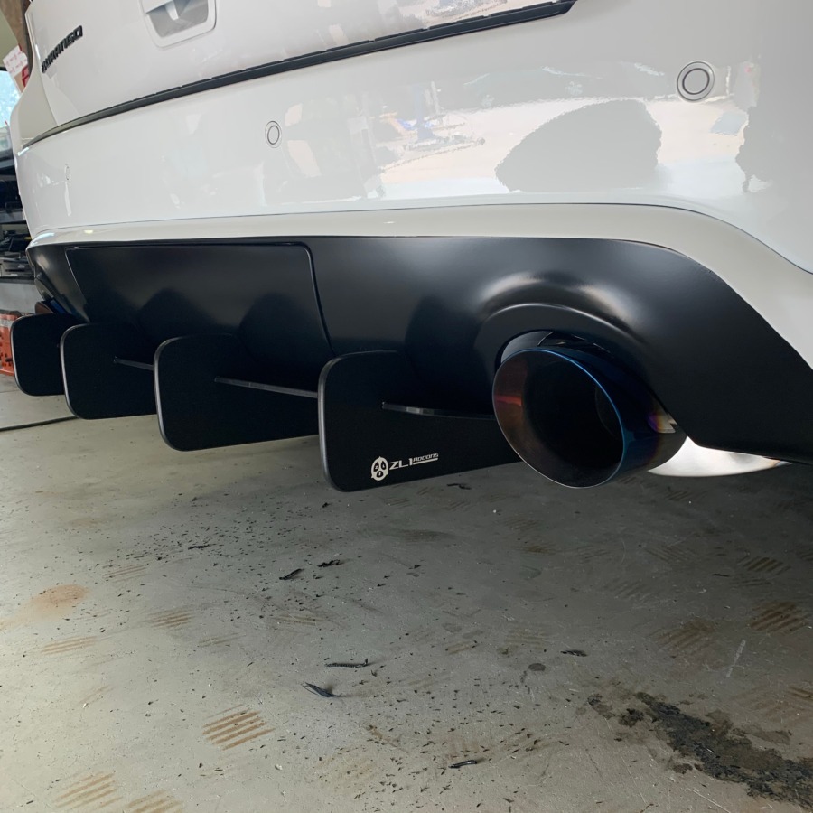 ZL1 Addons Dodge Durango SRT/RT/GT Diffuser