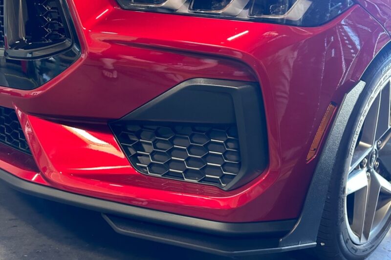 ZL1 Addons Mustang GT/ECO 'GT500 Style' Splitter Winglet & Fender Extensions for Ford Mustang