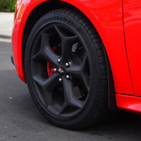 ZL1 Addons FOCUS RS/ST Deluxe Rock Guards for Ford Focus