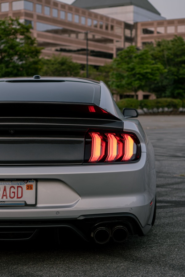 MAZ 2015-2023 Mustang S550 Carbon Fiber Trunk With Ducktail