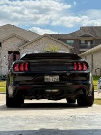 Muscle Auto Zone MAZ Mustang S550 Carbon Fiber Trunk With Ducktail for Mustang GT - Image 9