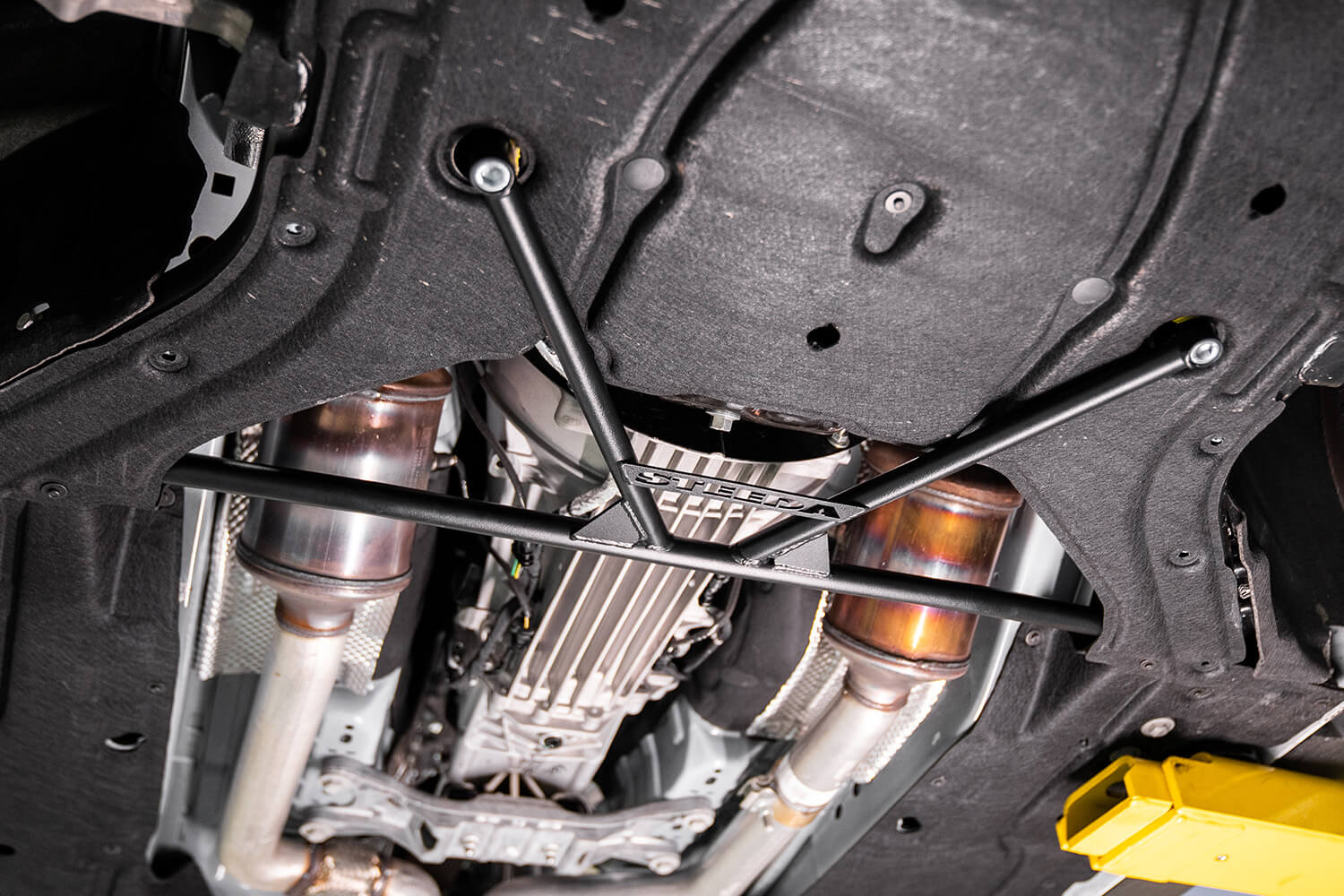 2015-2026 Ford Mustang – Steeda Extreme G-Trac K-Member Brace (2)