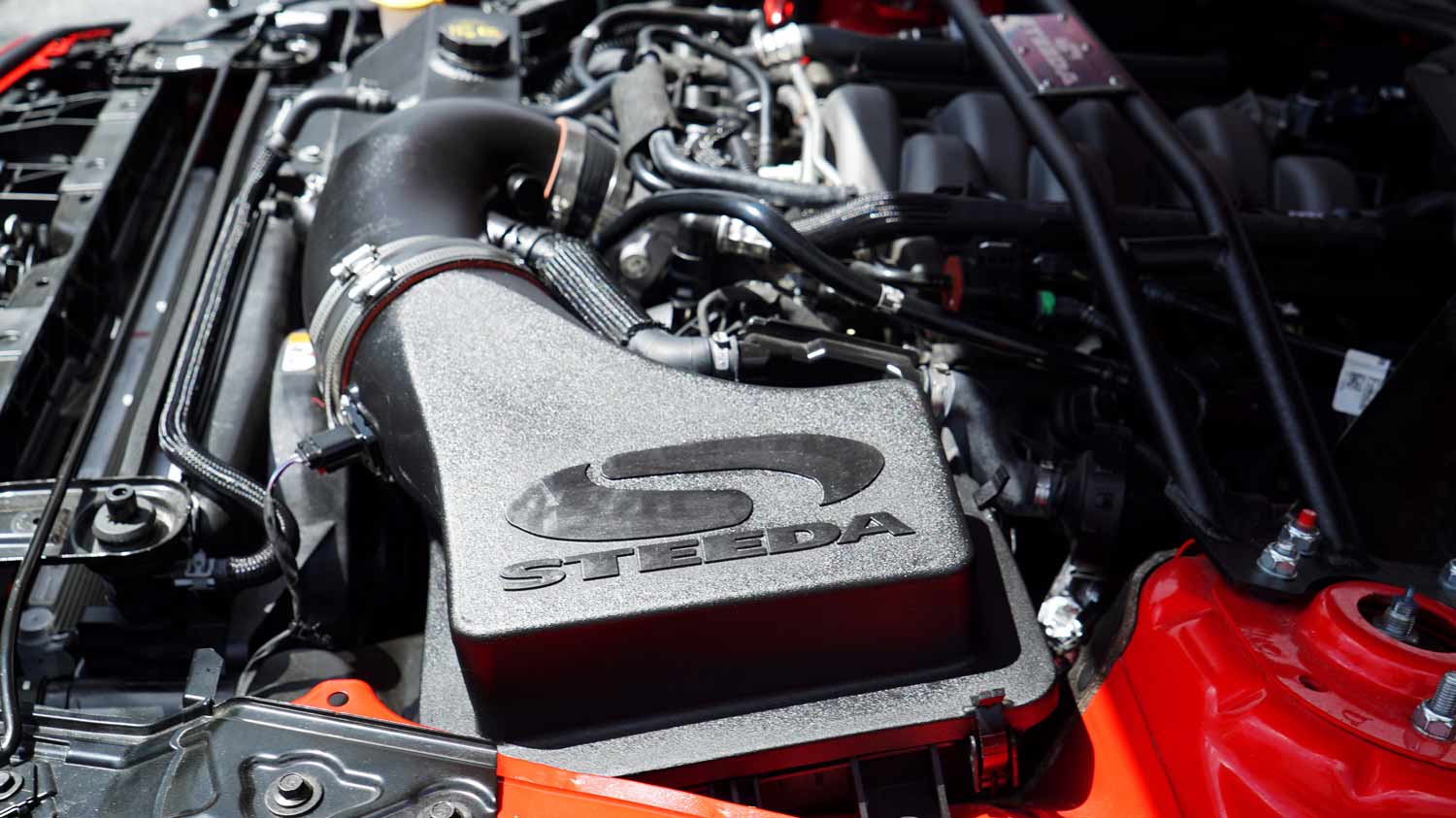 2015-2023 Ford Mustang GT – Steeda HARDCORE MaxFlow Closed Cold Air Intake (2)