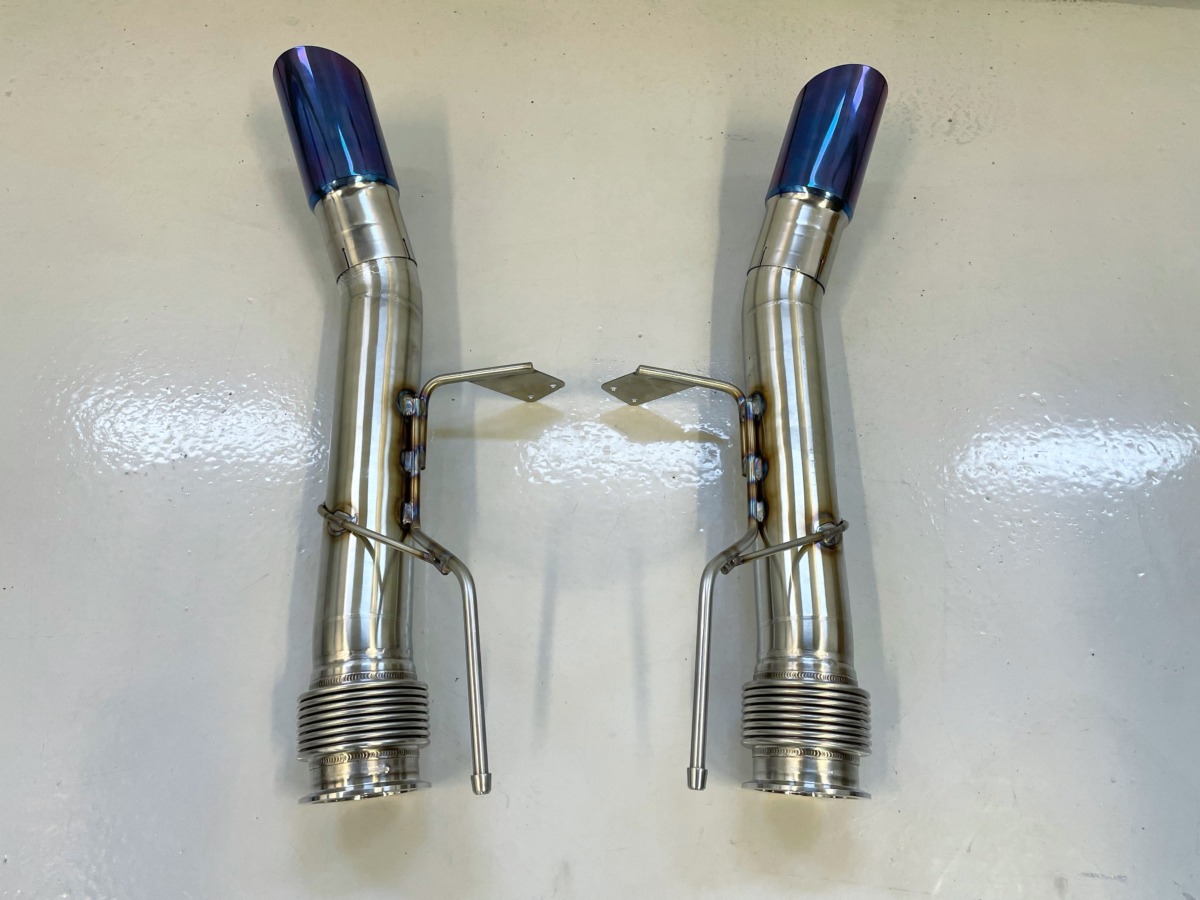 Unobtainium McLaren 720S Straight Pipes