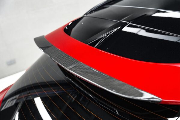 DarwinPRO 2021-2024 Aston Martin DBX 707 Style Dry Carbon Fiber Roof Spoiler