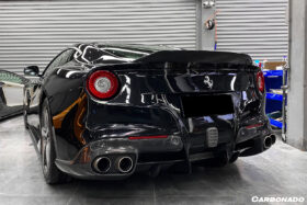 DarwinPRO 2012-2017 Ferrari F12 Berlinetta RS Style Carbon Fiber Rear Diffuser - image 3