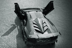 DarwinPRO 2011-2016 Lamborghini Aventador LP700 LP740 Coupe DC Style Carbon Fiber Engine Trunk - image 2