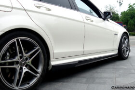 DarwinPRO 2008-2014 Mercedes Benz W204 C63 AMG Sedan VS Style Carbon Fiber Side Skirts - image 5