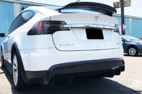 DarwinPRO 2016-2018 Tesla Model X SUV RZS Style Carbon Fiber Rear Diffuser - image 8
