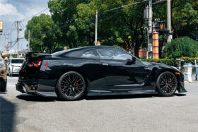 DarwinPro Aerodynamics DarwinPRO GTR R35 EBA BKSS Style Carbon Fiber Side Skirts