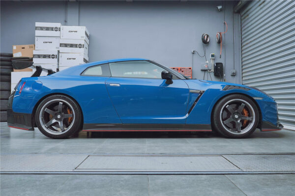 DarwinPRO 2008-2023 Nissan GTR R35 CBA DBA EBA 2024-Nismo Style Carbon Fiber Side Skirts