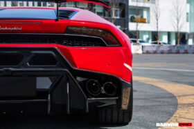 DarwinPRO 2015-2020 Lamborghini Huracan LP610 OE Style Carbon Rear Bumper Grille - image 5
