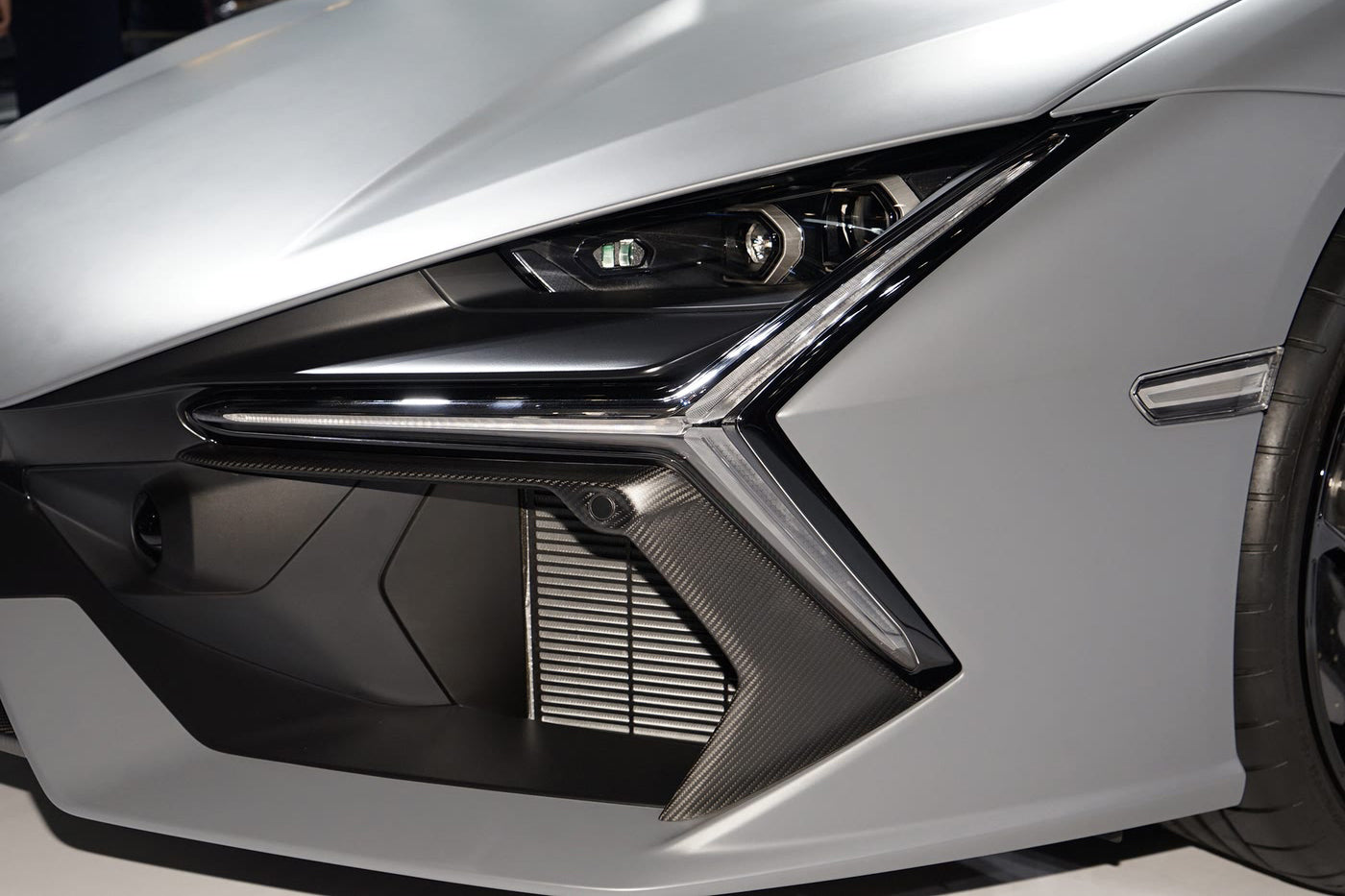 DarwinPro Aerodynamics DarwinPRO Revuelto OE Style Autoclave Carbon Fiber Front Bumper Air Vent Trims - Image 2