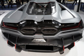 DarwinPro Aerodynamics DarwinPRO Revuelto OE Style Autoclave Carbon Fiber Rear Diffuser - Image 3