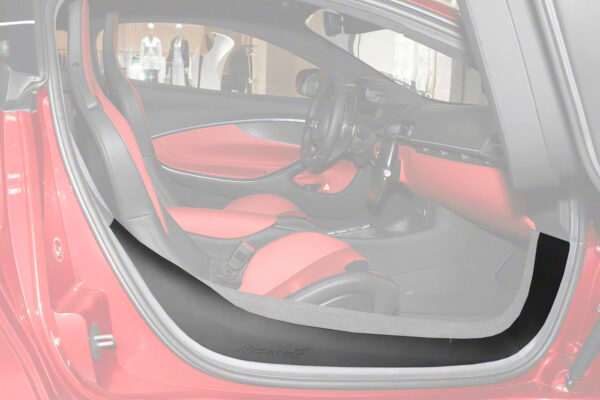 DarwinPRO 2023-UP McLaren Artura Coupe | Spider AM Style Autoclave Carbon Fiber Door Sills