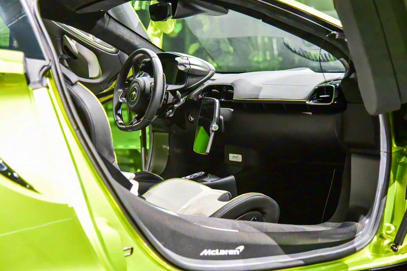 DarwinPro Aerodynamics DarwinPRO Artura Coupe Spider AM Style Autoclave Carbon Fiber Door Sills for McLaren Artura - Image 2
