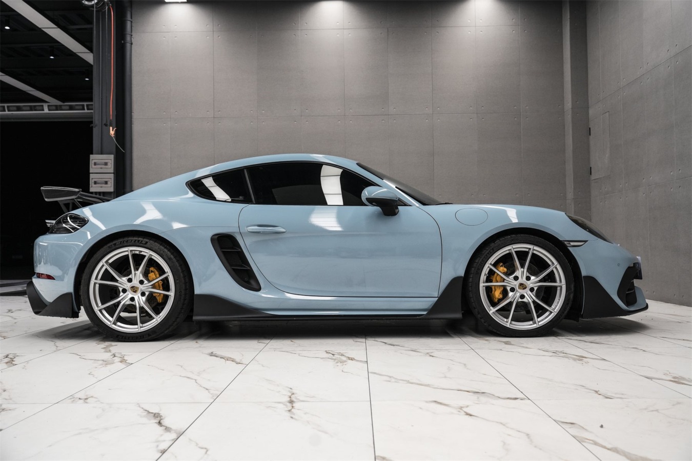 DarwinPro Aerodynamics DarwinPRO 718 Cayman And Boxster Stuttmate Carbon Fiber Side Skirts