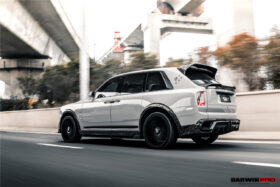 DarwinPRO 2018-2024 Rolls-Royce Cullinan BKSS Style Carbon Fiber Rear Lip Diffuser With Exhaust tips - image 9