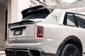 DarwinPRO 2018-2024 Rolls-Royce Cullinan BKSS Style Carbon Fiber Roof Spoiler - image 1
